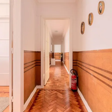 شقة 4 Bedrooms With City View And Wifi At Lisboa